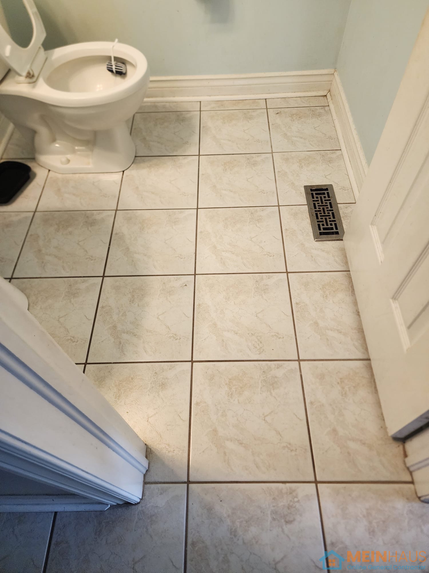 Powder room renovation - Brampton, Ontario project photo