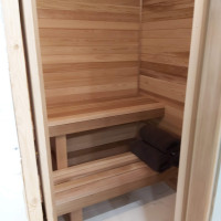 Finish Carpentry: Baseboards, Crown Moulding, Wainscott - Hamilton, Ontario project photo