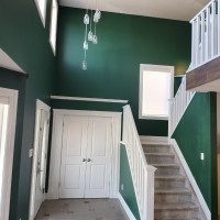 Finish Carpentry: Baseboards, Crown Moulding, Wainscott - Edmonton, Alberta project photo